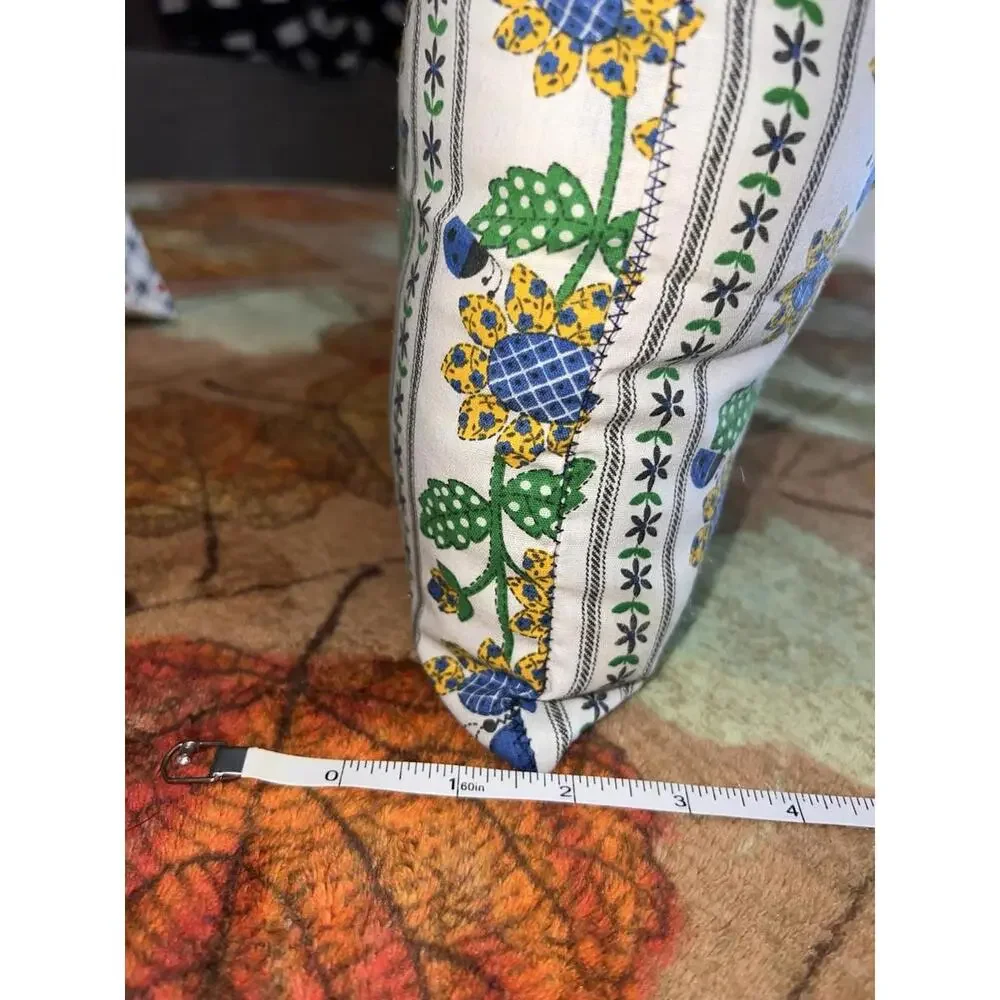 Handmade Pillow with VTG 1960's Sunflower and Butterfly Cotton 10x10.5‎